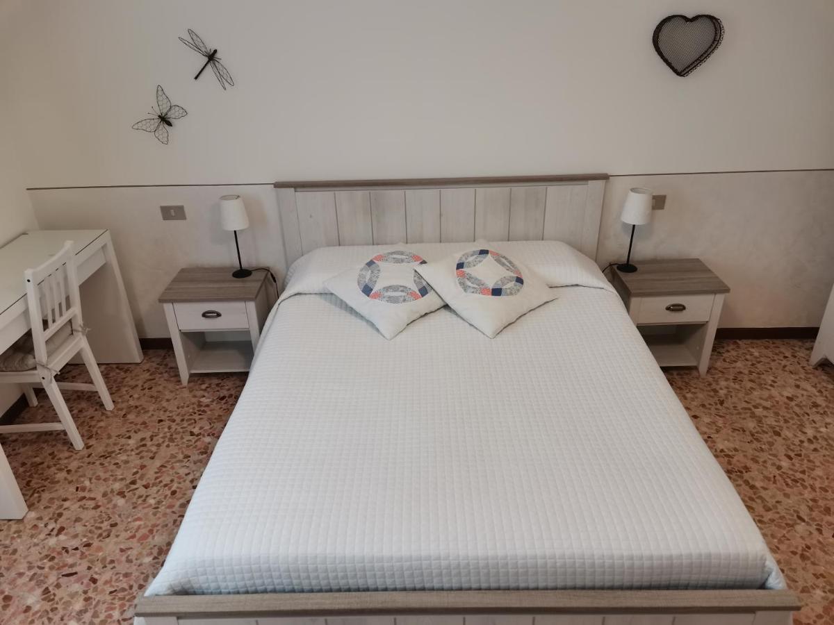 Il Colibri Bed&Breakfast Leno Exteriör bild
