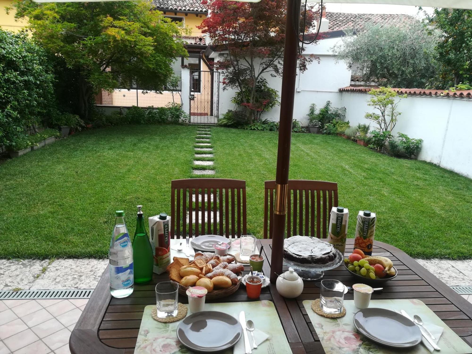 Il Colibri Bed&Breakfast Leno Exteriör bild